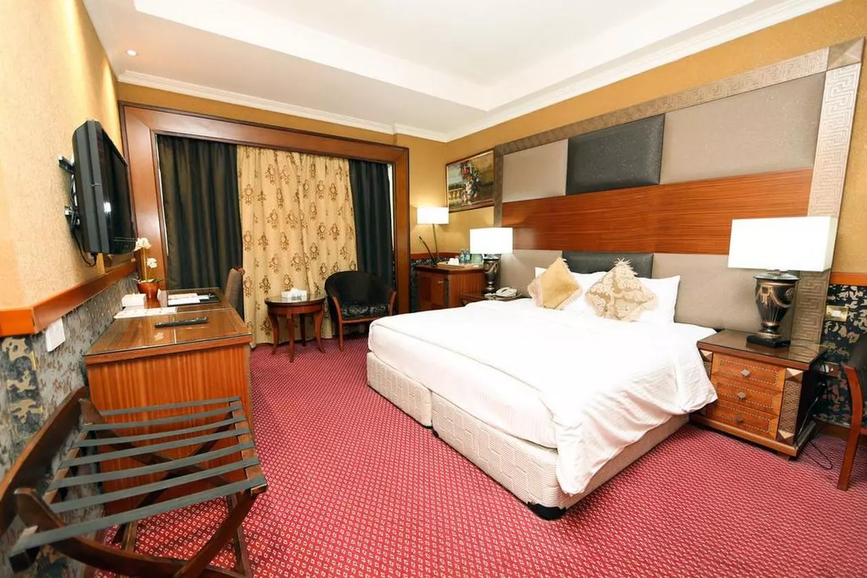 599294DELMON_SHABAVIZ (14).jpg